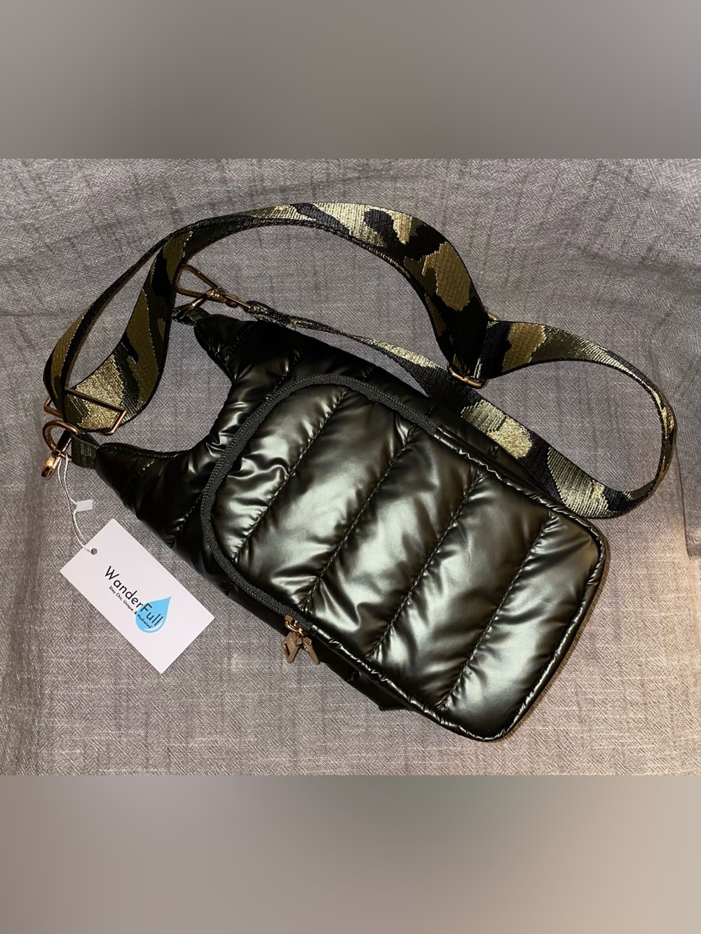 Wanderfull Hydrobag Puffer Water Bottle Crossbody Bag Green Camo Strap